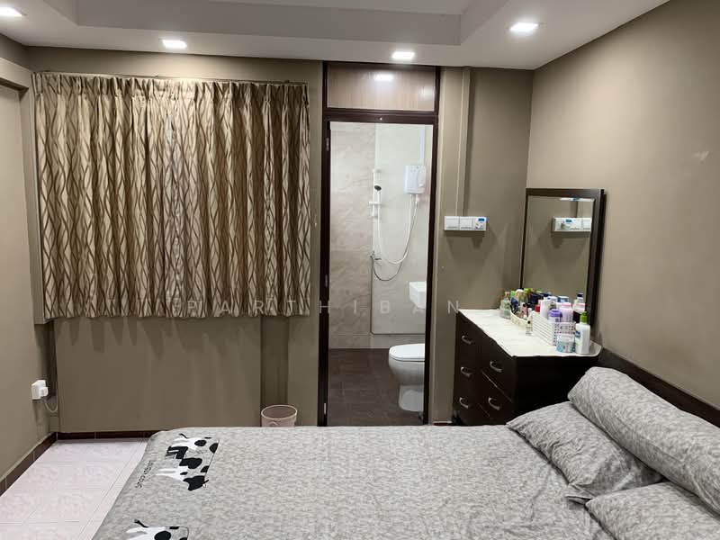 349 Bukit Batok Street 34, 349 Bukit Batok Street 34, 3 Bedrooms, 904 sqft, HDB Flat For Sale, by Parthiban R, 23135739 - PropertyGuru.com.sg