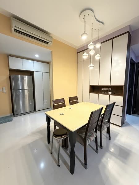 E Maisons (The Maisons), 30 Braddell Road, 2 Bedrooms, 936 sqft, Apartment For Rent, by Lizzy Zhou, 23136653 - PropertyGuru.com.sg