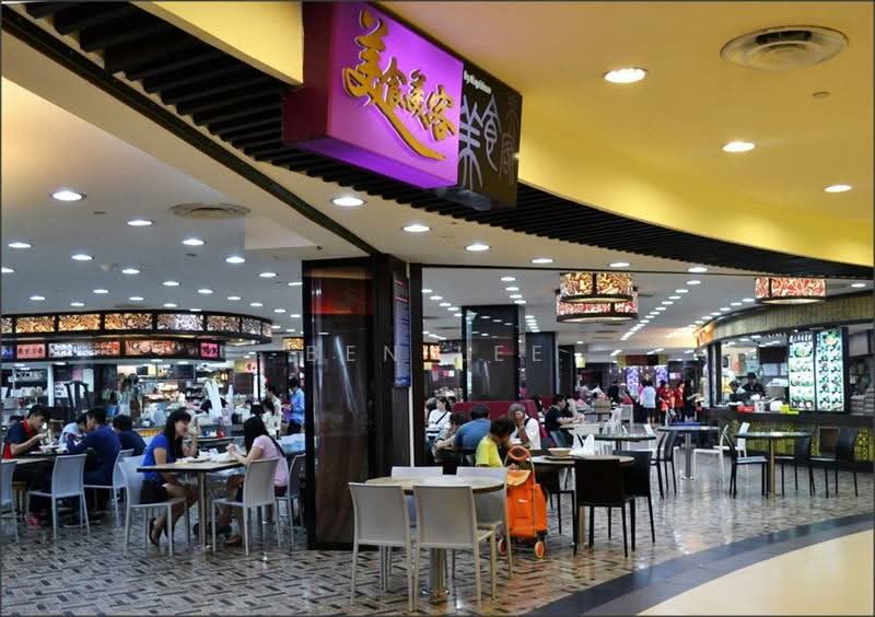 Hougang Mrt 3F M1 Master bedroom, Jalan Naung, Room Rental, 200 sqft, Corner Terrace For Rent, by Ben Lee, 23137671 - 24hr foodcourt within minutes walk - PropertyGuru.com.sg