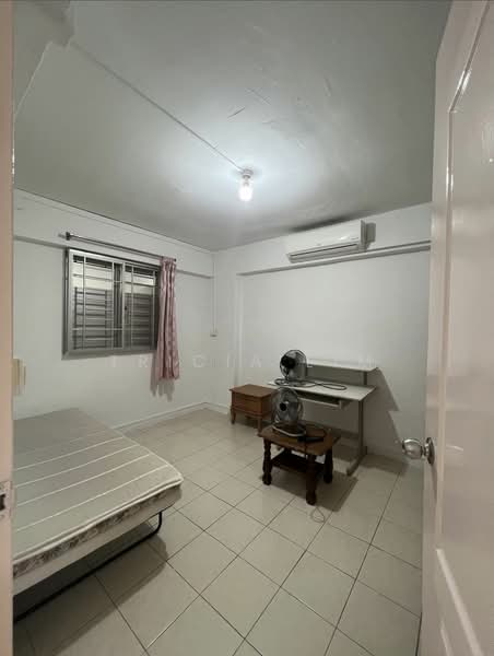 109 Bukit Batok West Avenue 6, 109 Bukit Batok West Avenue 6, 2 Bedrooms, 635 sqft, HDB Flat For Rent, by Tricia Lim, 23141397 - PropertyGuru.com.sg