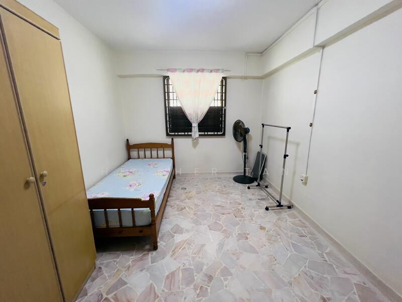 For Rent - 102 Jurong East Street 13