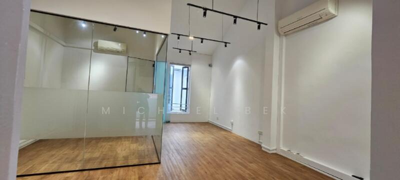 Mohamed Sultan, Mohamed Sultan Street, 1,480 sqft, Office For Rent, by Michael Bek, 23148870 - Nicely finished - CommercialGuru.com.sg