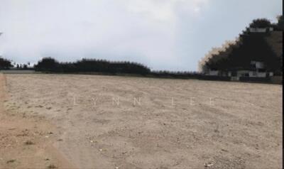 For Rent - Open Yard