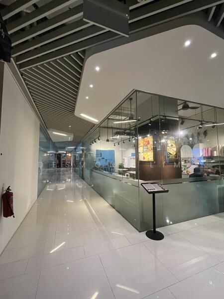 City Gate, 371 Beach Road, Beach Road / Bugis / Rochor, 365 sqft, Mall Shop For Sale, by Desmond Lim, 23151803 - CommercialGuru.com.sg