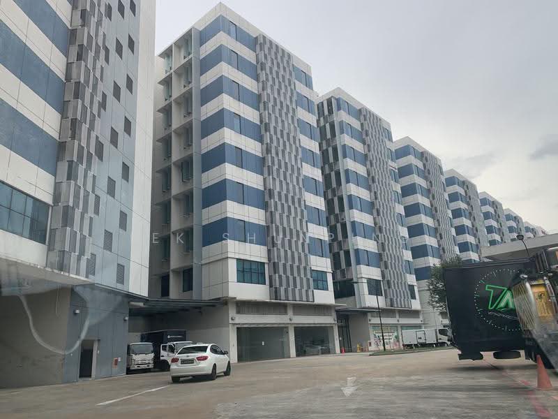 Woodlands 11, 11 Woodlands Close, Admiralty / Woodlands, 2,863 sqft, Light Industrial (B1) For Rent, by Lek Shunping, 23153426 - CommercialGuru.com.sg