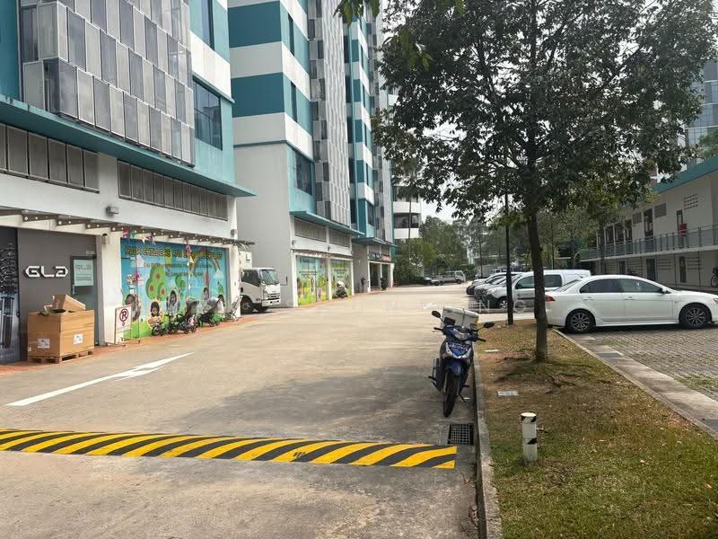 Woodlands 11, 11 Woodlands Close, Admiralty / Woodlands, 2,863 sqft, Light Industrial (B1) For Rent, by Lek Shunping, 23153426 - Exterior - CommercialGuru.com.sg