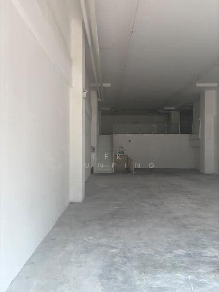 Woodlands 11, 11 Woodlands Close, Admiralty / Woodlands, 2,863 sqft, Light Industrial (B1) For Rent, by Lek Shunping, 23153426 - Interior - CommercialGuru.com.sg