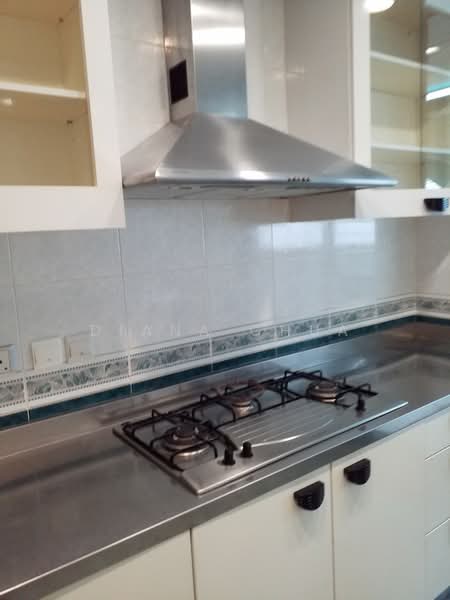 Bukit Timah Road, Rifle Range Road, 6 Bedrooms, 5,118 sqft, Terraced House For Rent, by Diana Chua, 23155625 - PropertyGuru.com.sg