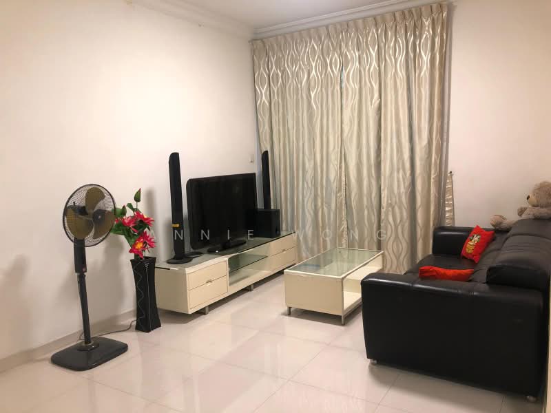 Villa De West, 385 Pasir Panjang Road, 2 Bedrooms, 1,012 sqft, Condominium For Rent, by Annie Wong, 23164727 - Living room - PropertyGuru.com.sg