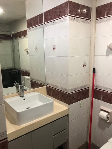 Villa De West, 385 Pasir Panjang Road, 2 Bedrooms, 1,012 sqft, Condominium For Rent, by Annie Wong, 23164727 - PropertyGuru.com.sg