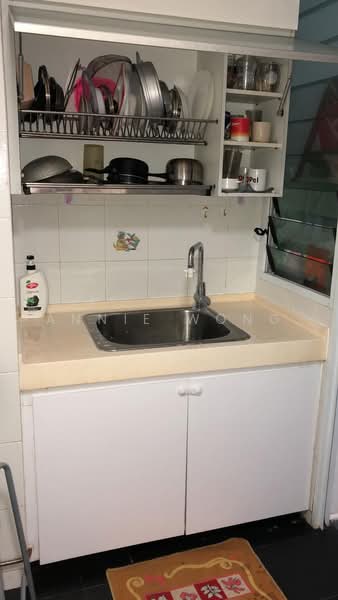 Villa De West, 385 Pasir Panjang Road, 2 Bedrooms, 1,012 sqft, Condominium For Rent, by Annie Wong, 23164727 - PropertyGuru.com.sg