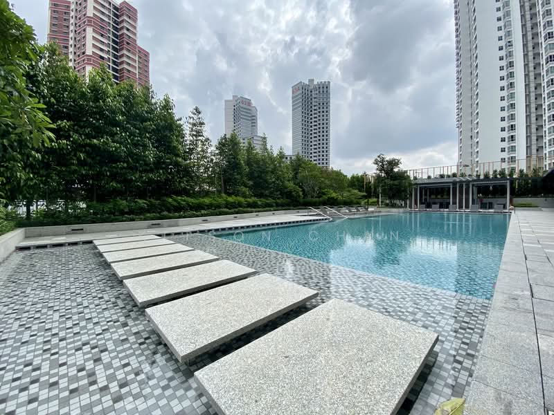 Artra, 10 Alexandra View, 2 Bedrooms, 829 sqft, Condominium For Rent, by Kitson Chan, 23169896 - Lap pool - PropertyGuru.com.sg