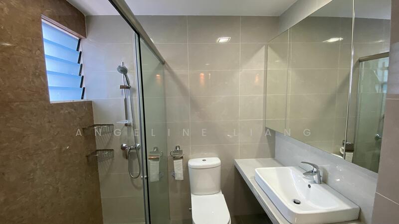Master toilet
