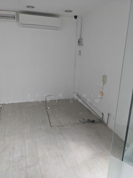 806 Hougang Central, 806 Hougang Central, Hougang / Punggol / Sengkang, 188 sqft, Shop / Shophouse For Rent, by Kevin Chia Huat Chew, 23177839 - CommercialGuru.com.sg