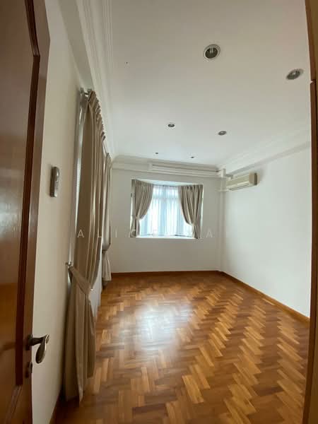 Mount Sinai Avenue, Mount Sinai Avenue, 3 Bedrooms, 3,001 sqft, Semi-Detached House For Rent, by Alice Yap, 23184310 - PropertyGuru.com.sg