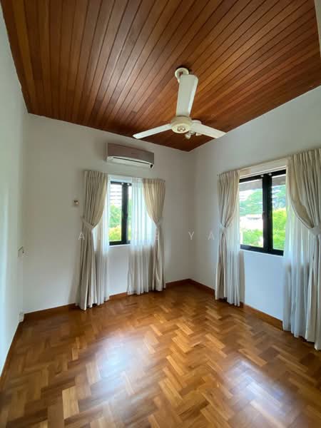 Mount Sinai Avenue, Mount Sinai Avenue, 3 Bedrooms, 3,001 sqft, Semi-Detached House For Rent, by Alice Yap, 23184310 - PropertyGuru.com.sg
