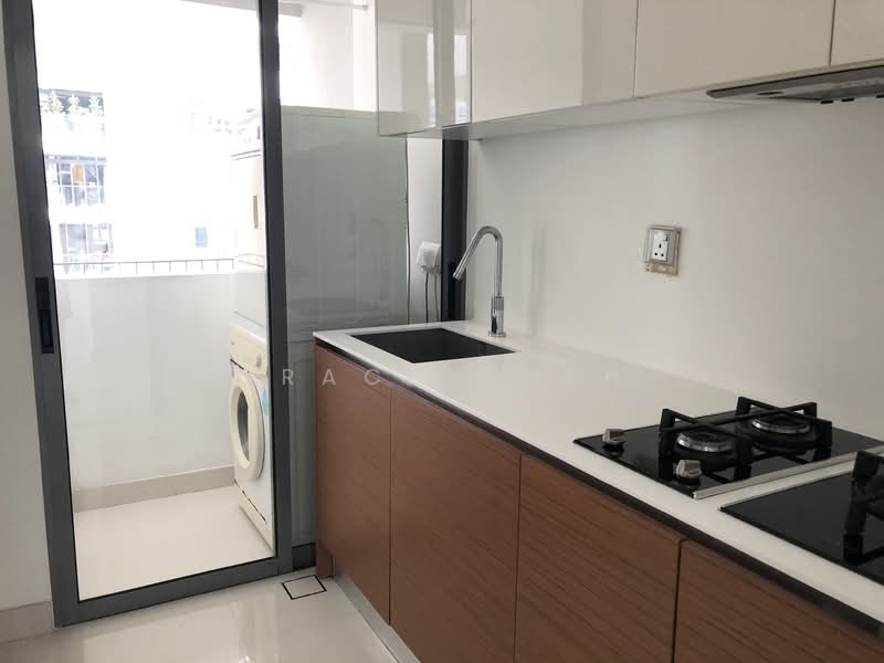 iResidences, 20 Irrawaddy Road, 2 Bedrooms, 1,066 sqft, Condominium For Rent, by Grace Chen, 23187736 - PropertyGuru.com.sg