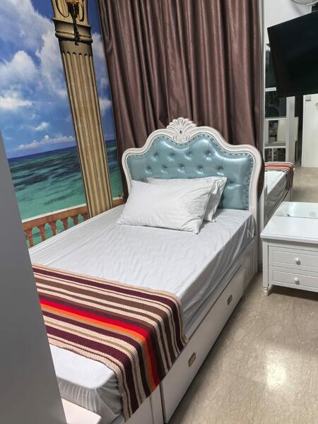 For Rent - Sims Residences