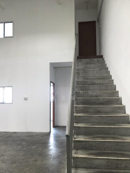 Eco-Tech @ Sunview, 1 Sunview Road, 2,605 sqft, Factory / Workshop (B2) For Sale, by Lisa Ong 王镁侥, 23196564 - CommercialGuru.com.sg