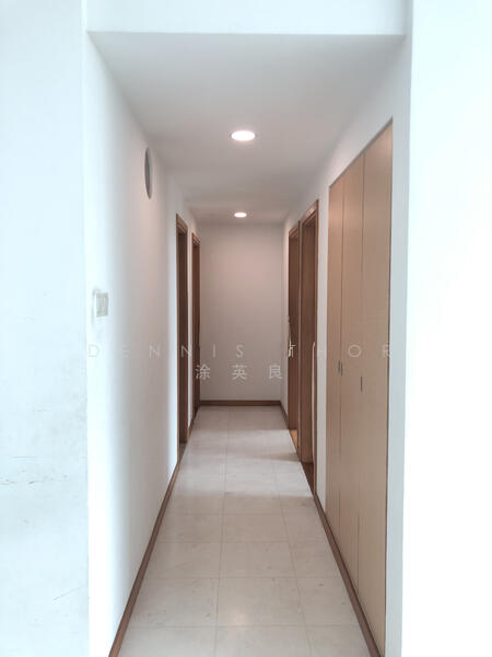 Hillview Regency, 28 Bukit Batok East Avenue 2, 3 Bedrooms, 1,195 sqft, Condominium For Rent, by Dennis Thor 涂英良, 23197678 - Walkway - PropertyGuru.com.sg