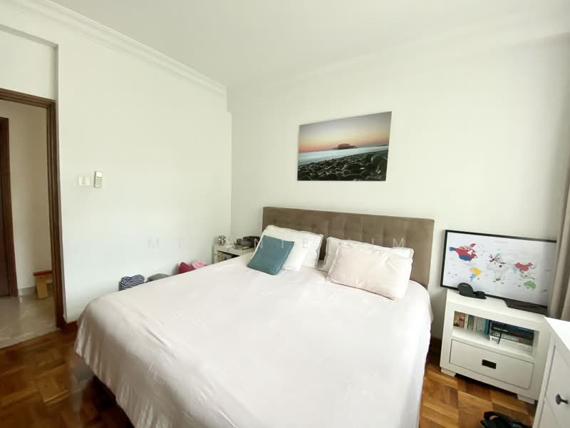 Spring Grove, 53 Grange Road, 3 Bedrooms, 1,335 sqft, Condominium For Rent, by Melanie Lim, 23198676 - PropertyGuru.com.sg