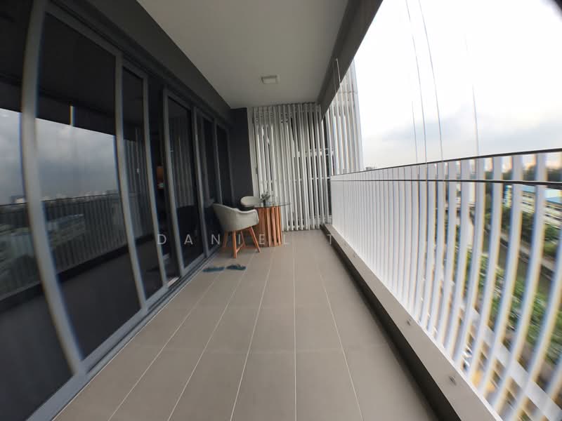 The Lakefront Residences, 42 Lakeside Drive, 3 Bedrooms, 1,399 sqft, Condominium For Rent, by Daniel Tan, 23202244 - PropertyGuru.com.sg