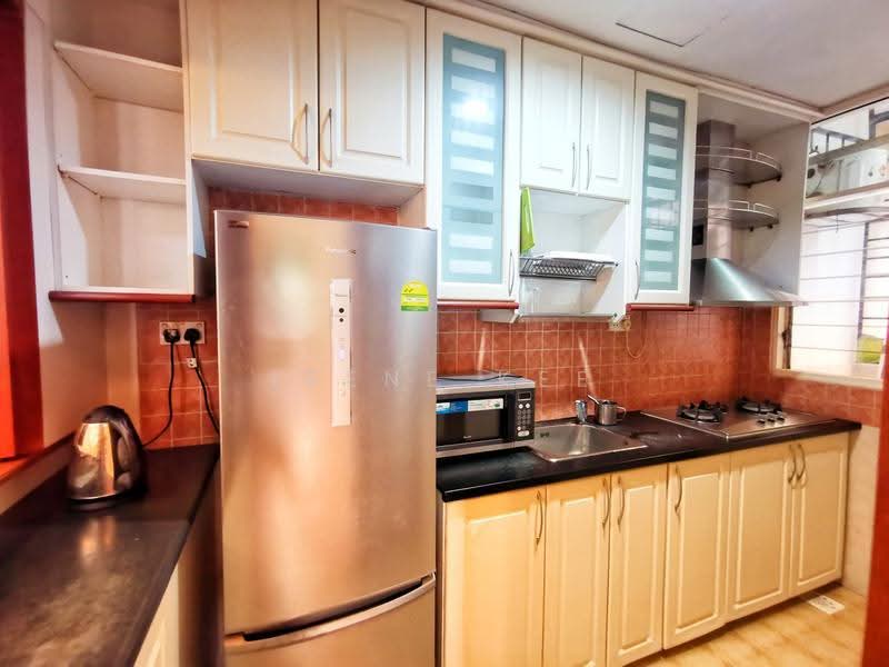 Spanish Village, 56 Farrer Road, Tanglin / Holland / Bukit Timah, 1 Bedroom, 700 sqft, Condominium For Rent, by Irene Kee, 23202476 - PropertyGuru.com.sg