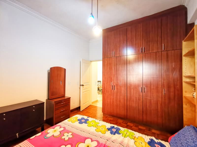 Spanish Village, 56 Farrer Road, Tanglin / Holland / Bukit Timah, 1 Bedroom, 700 sqft, Condominium For Rent, by Irene Kee, 23202476 - PropertyGuru.com.sg