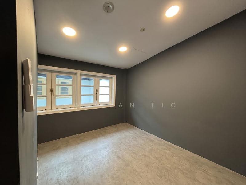❤️ Shophouse ⭐Professionals Enclave ⭐renovated @ Duxton Hill, Duxton Hill, Chinatown / Tanjong Pagar, 624 sqft, Shop / Shophouse For Rent, by Hwa San TIO, 23205299 - Interior - CommercialGuru.com.sg
