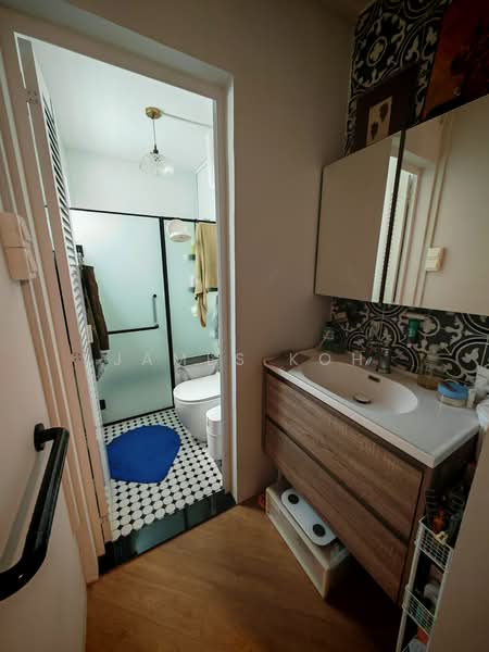 239 Serangoon Avenue 2, 239 Serangoon Avenue 2, 3 Bedrooms, 968 sqft, HDB Flat For Sale, by James Koh, 23205696 - PropertyGuru.com.sg