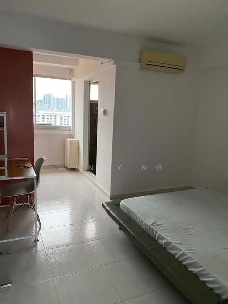 506 Bishan Street 11, 506 Bishan Street 11, Ang Mo Kio / Bishan / Thomson, 3 Bedrooms, 1,109 sqft, HDB Flat For Rent, by Wendy Ng, 23207947 - Master bedroom - PropertyGuru.com.sg
