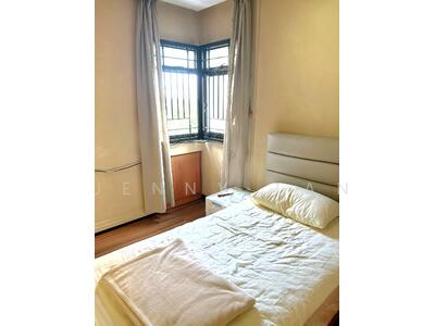 For Rent - 262C Compassvale Street