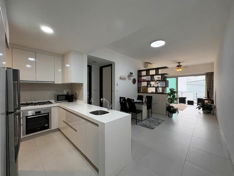 The Rochester Residences, 33 Rochester Drive, 2 Bedrooms, 872 sqft, Apartment For Sale, by Jan Koh, 23216476 - PropertyGuru.com.sg