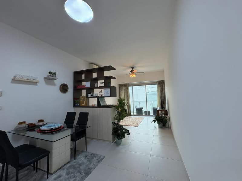 The Rochester Residences, 33 Rochester Drive, 2 Bedrooms, 872 sqft, Apartment For Sale, by Jan Koh, 23216476 - PropertyGuru.com.sg