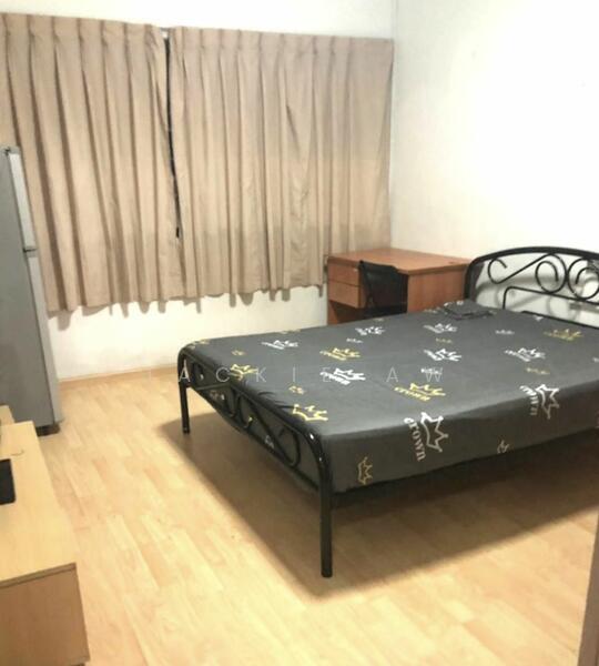 For Rent - Mayo street/Rochor mrt, walk up apartment rooms