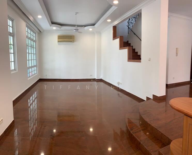 ***THOMSON 3 STY SEMI-D! PARK 3 CARS IN PORCH!, JALAN ANGKLONG ESTATE, 6 Bedrooms, 4,500 sqft, Semi-Detached House For Rent, by Tiffany Leow, 23217636 - PropertyGuru.com.sg