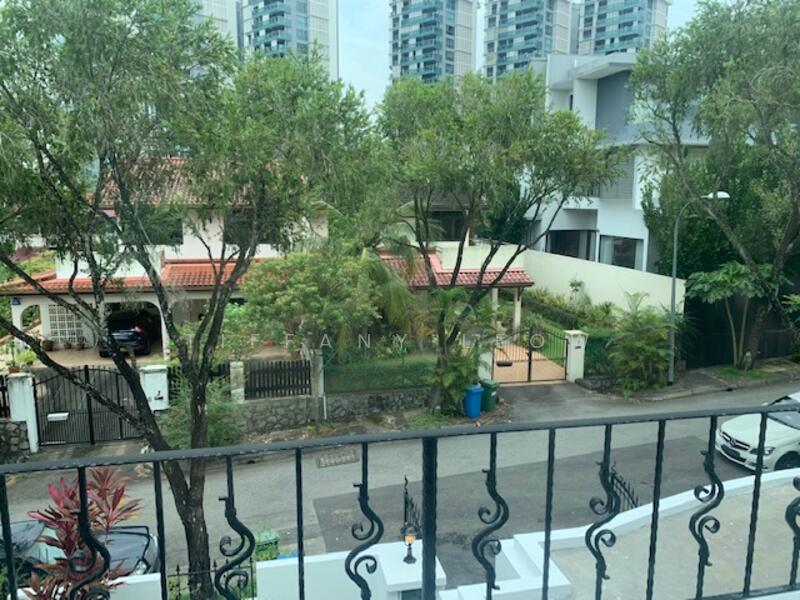 ***THOMSON 3 STY SEMI-D! PARK 3 CARS IN PORCH!, JALAN ANGKLONG ESTATE, 6 Bedrooms, 4,500 sqft, Semi-Detached House For Rent, by Tiffany Leow, 23217636 - PropertyGuru.com.sg