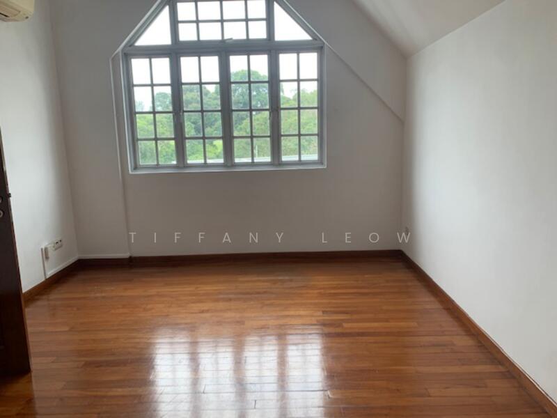 ***THOMSON 3 STY SEMI-D! PARK 3 CARS IN PORCH!, JALAN ANGKLONG ESTATE, 6 Bedrooms, 4,500 sqft, Semi-Detached House For Rent, by Tiffany Leow, 23217636 - PropertyGuru.com.sg