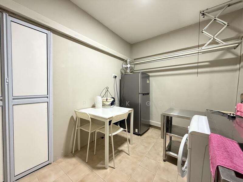 For Rent - 303 Jurong East Street 32