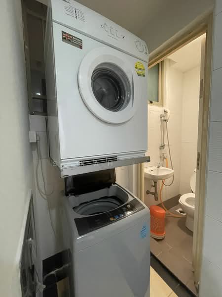 The Springs, 3 Moulmein Rise, 2 Bedrooms, 1,024 sqft, Apartment For Rent, by Sarah Lim, 23224602 - PropertyGuru.com.sg