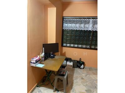 For Rent - 672 Jalan Damai