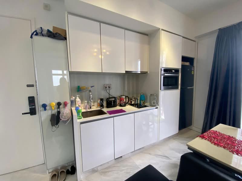 Suites @ Newton, 1 Surrey Road, 2 Bedrooms, 603 sqft, Apartment For Rent, by Dennis Koh, 23233430 - PropertyGuru.com.sg