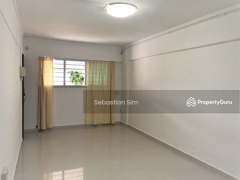 For Rent - 305 Hougang Avenue 5