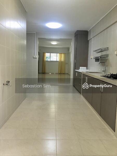For Rent - 305 Hougang Avenue 5