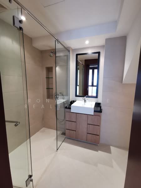 Very beautiful renovated Emerald hill road conservation house. Minutes to Somerset mrt Orchard Road., Emerald Hill Road, 3 Bedrooms, 3,400 sqft, Conservation House For Rent, by RUTH, 23240424 - PropertyGuru.com.sg