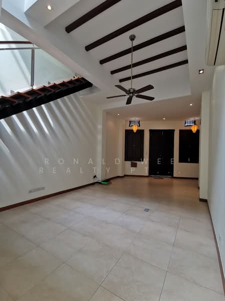 Very beautiful renovated Emerald hill road conservation house. Minutes to Somerset mrt Orchard Road., Emerald Hill Road, 3 Bedrooms, 3,400 sqft, Conservation House For Rent, by RUTH, 23240424 - PropertyGuru.com.sg