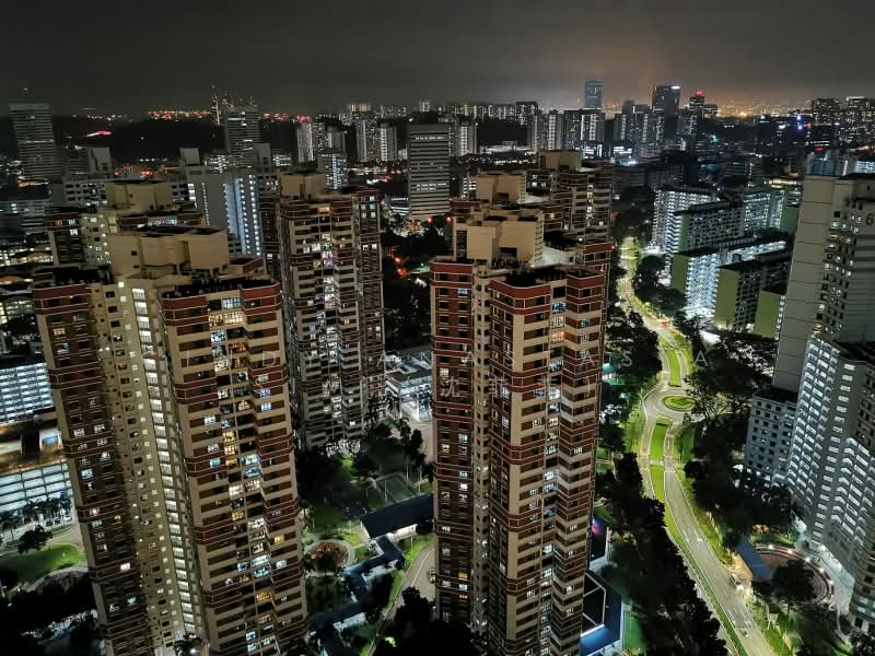 Artra, 10 Alexandra View, 2 Bedrooms, 786 sqft, Condominium For Rent, by Cindy Anastasia Sim (沈菲菲), 23242361 - Night view from balcony - PropertyGuru.com.sg