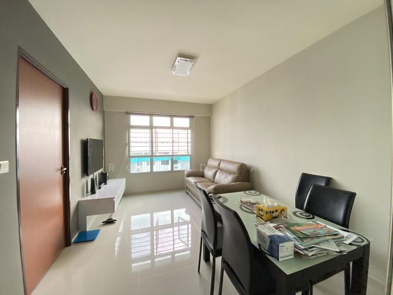 424B Yishun Avenue 11, 424B Yishun Avenue 11, Sembawang / Yishun, 1 Bedroom, 431 sqft, HDB Flat For Rent, by Roland Tai, 23245191 - PropertyGuru.com.sg