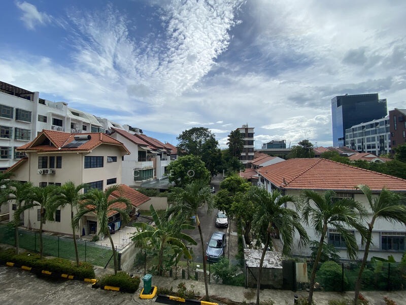 For Rent - Fragrance Court