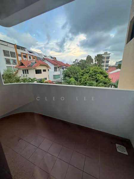 For Rent - Fragrance Court